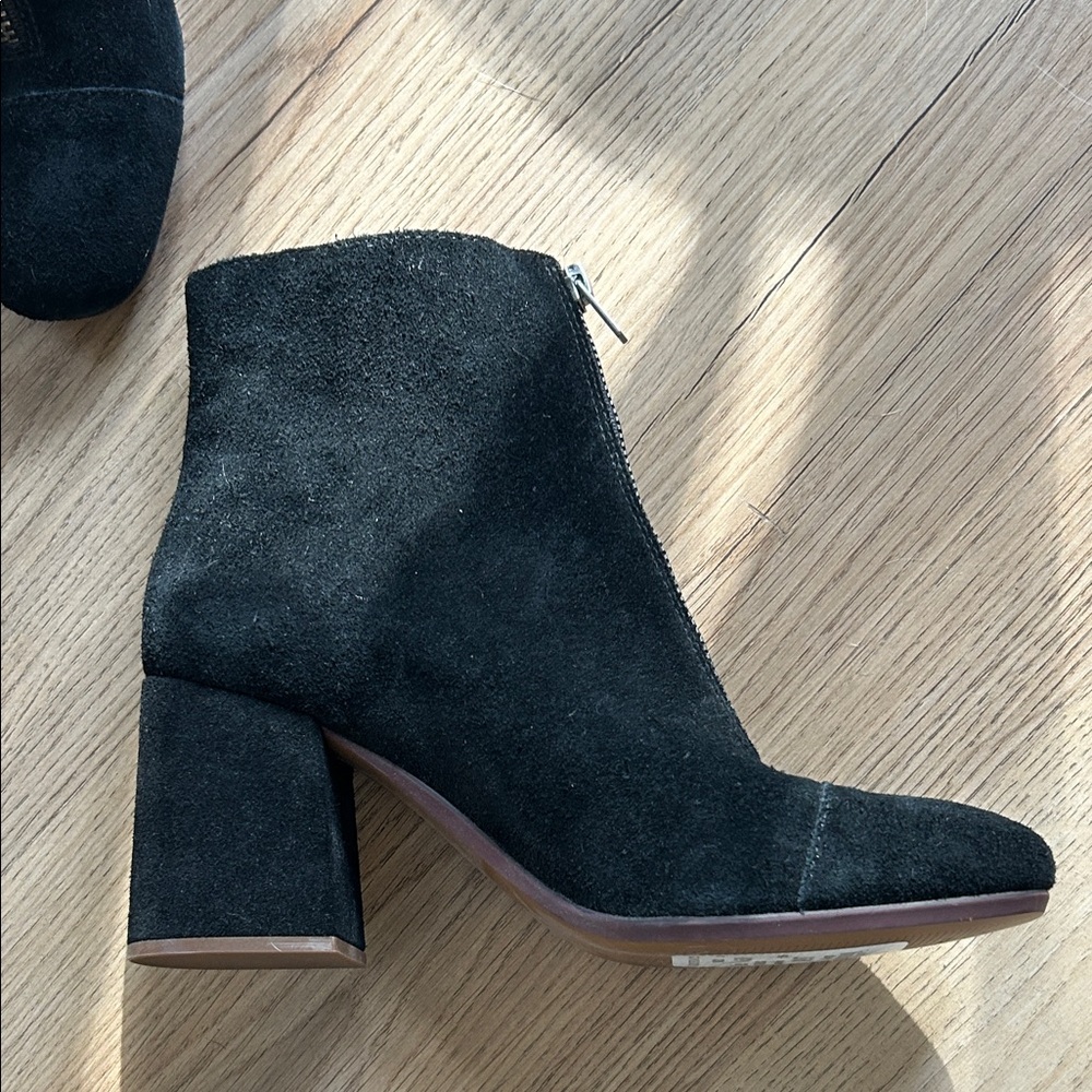 Madewell Black Suede Ankle Booties